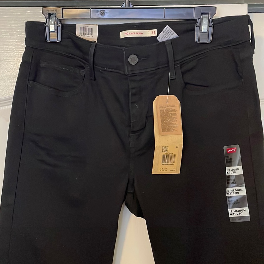 710 Super Skinny Levi’s